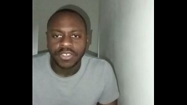 Ela fazia exercícios faciais antes de ser bem recheada de pau